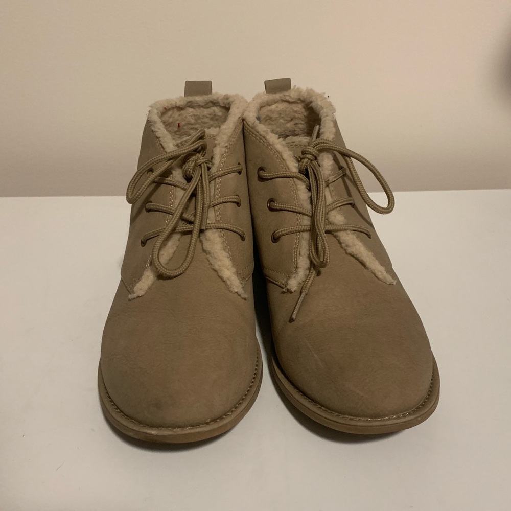 Joe Boxer tan ankle boots